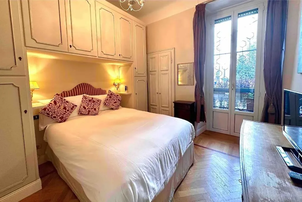 Apartment In The Citylife Area, Milán